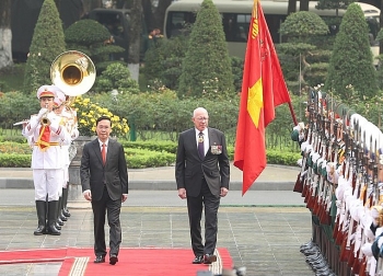 Chủ tịch nước Võ Văn Thưởng chủ trì lễ đón Toàn quyền Australia David Hurley