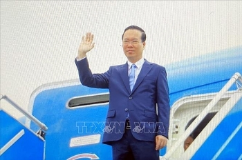 Chủ tịch nước Võ Văn Thưởng lên đường tham dự Lễ đăng quang của Nhà vua Anh Charles III