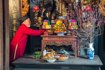 Những ngày tốt nhất nên lau dọn ban thờ gia tiên trong dịp năm mới để may mắn, phát đạt