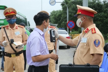 Đảng viên, công chức, viên chức, lực lượng vũ trang vi phạm nồng độ cồn sẽ bị gửi thông báo về cơ quan