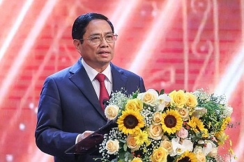 Thủ tướng Phạm Minh Chính: Xây dựng nền báo chí, truyền thông chuyên nghiệp, nhân văn và hiện đại*