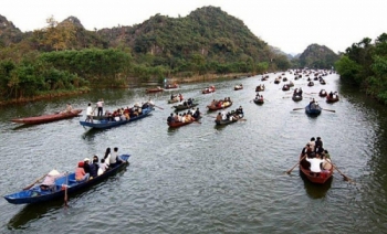 Khai hội chùa Hương: Chuẩn bị kỹ công tác an ninh, đảm bảo an toàn cho du khách