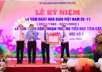 Trường Tiểu học Tiên Cát đón bằng công nhận chuẩn Quốc gia mức độ 2